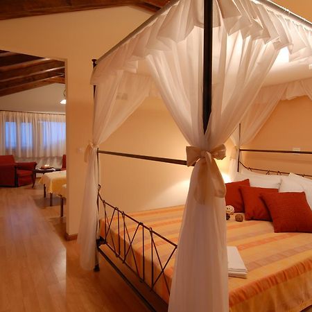 Anatoli Labreon Hotell Agia Marina  Exteriör bild