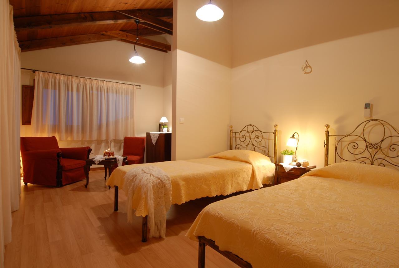 Anatoli Labreon Hotell Agia Marina  Exteriör bild