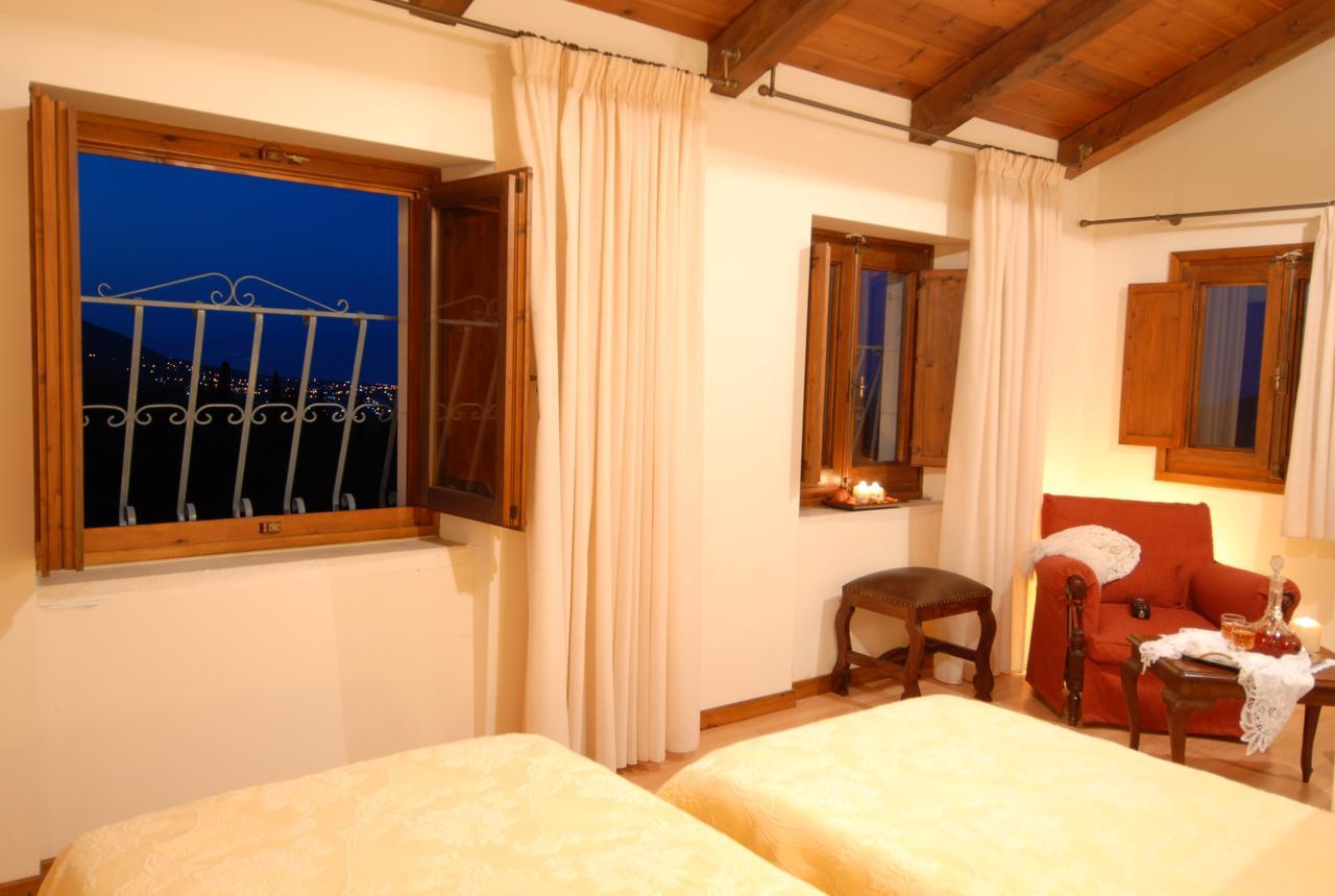 Anatoli Labreon Hotell Agia Marina  Exteriör bild