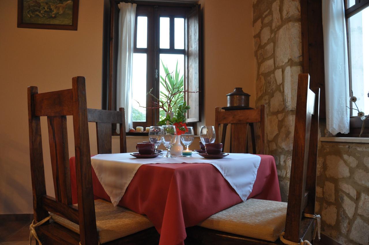 Anatoli Labreon Hotell Agia Marina  Exteriör bild